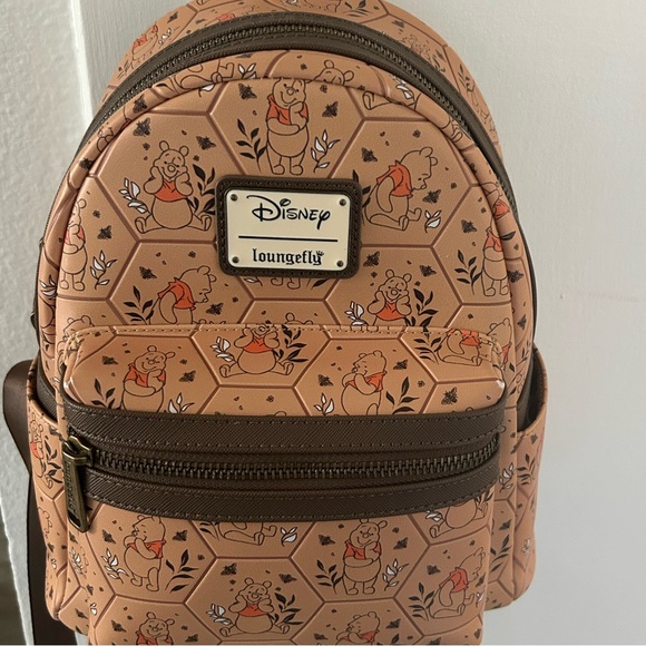 Disney Loungefly Mini Winnie the Pooh Honeycomb- WORN ONCE - Picture 2 of 3